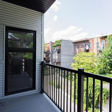 Exquisite Modern Condo In Little Italy By Den Stays Montréal Extérieur photo