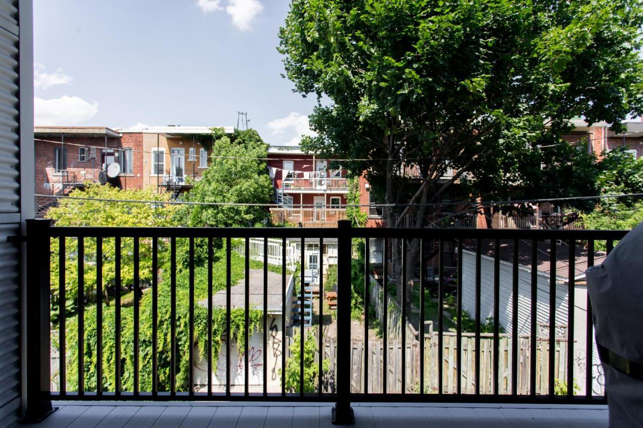 Exquisite Modern Condo In Little Italy By Den Stays Montréal Extérieur photo